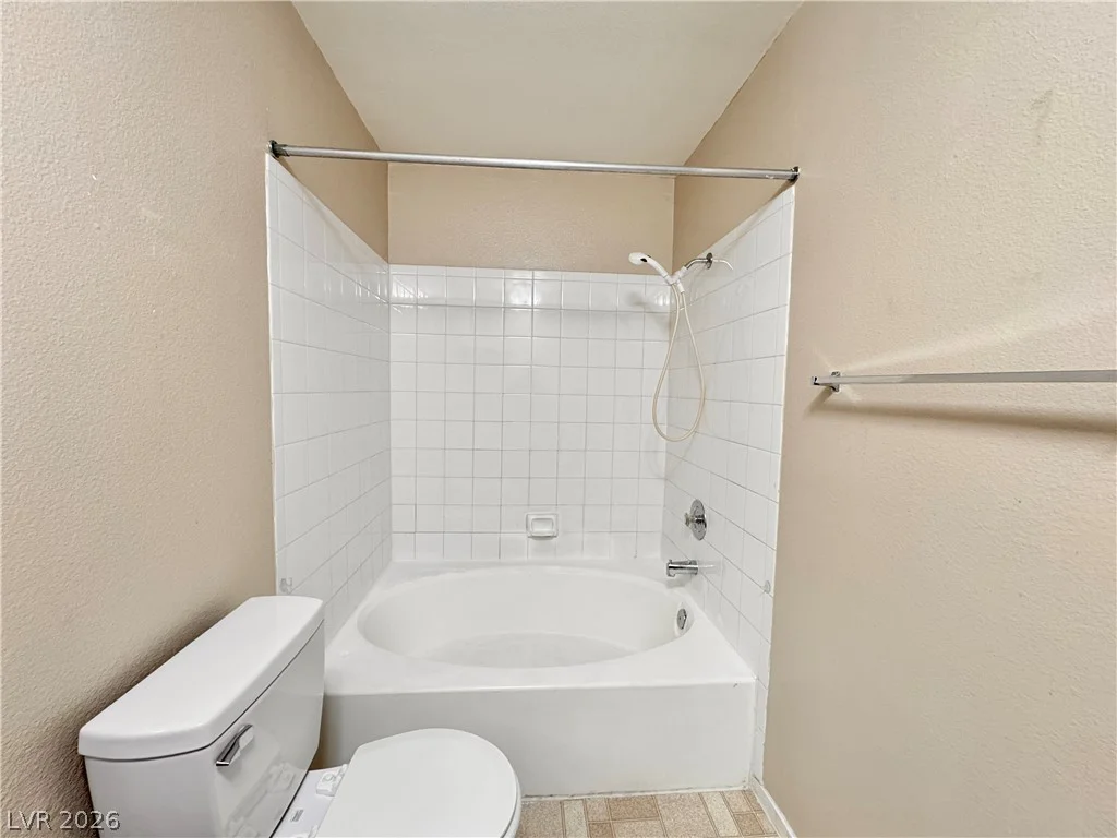 304 Crosswind, Las Vegas, NV 89145