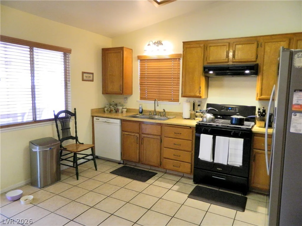 6257 Saginaw, Las Vegas, NV 89108