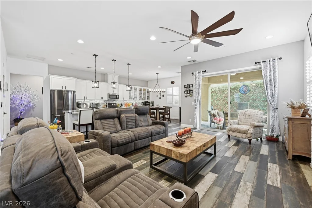 417 Honeybrush, Henderson, NV 89011