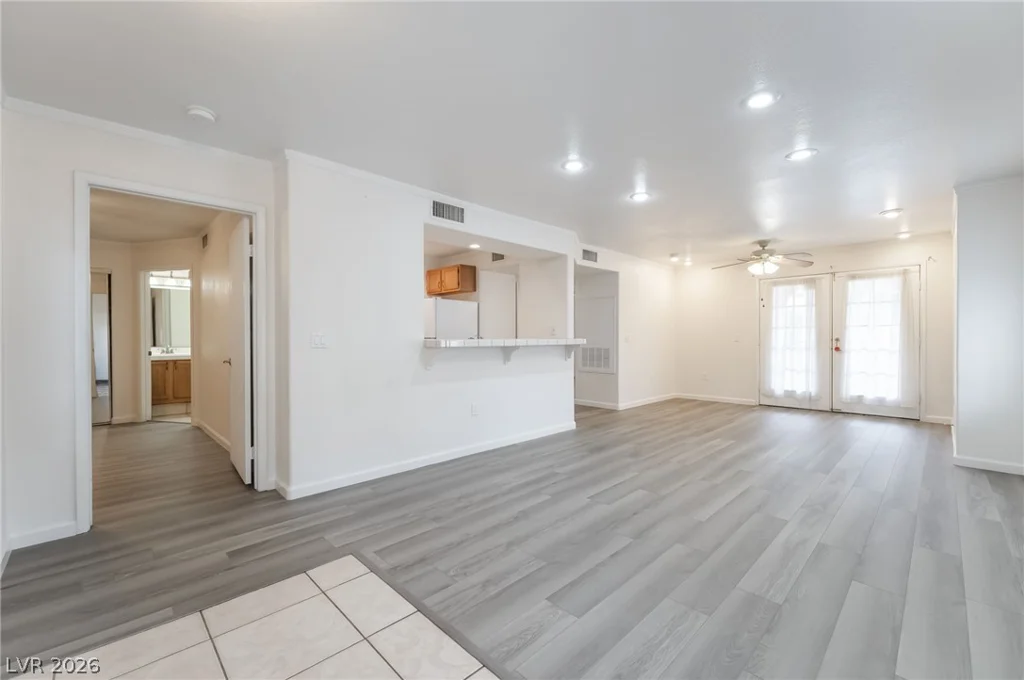 7950 Flamingo, Las Vegas, NV 89147