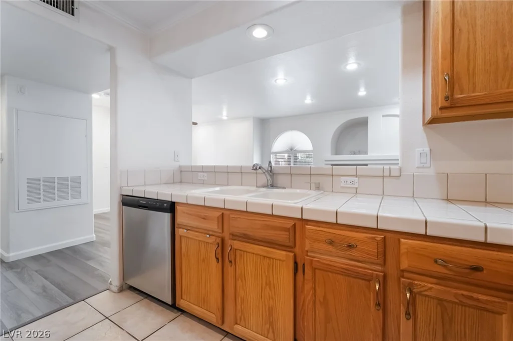 7950 Flamingo, Las Vegas, NV 89147