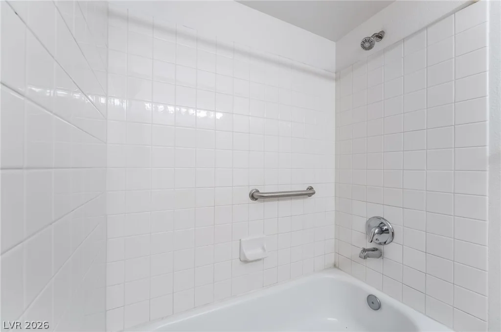 7950 Flamingo, Las Vegas, NV 89147