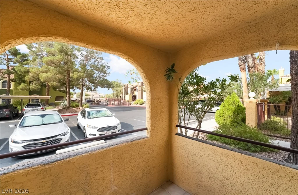 7950 Flamingo, Las Vegas, NV 89147