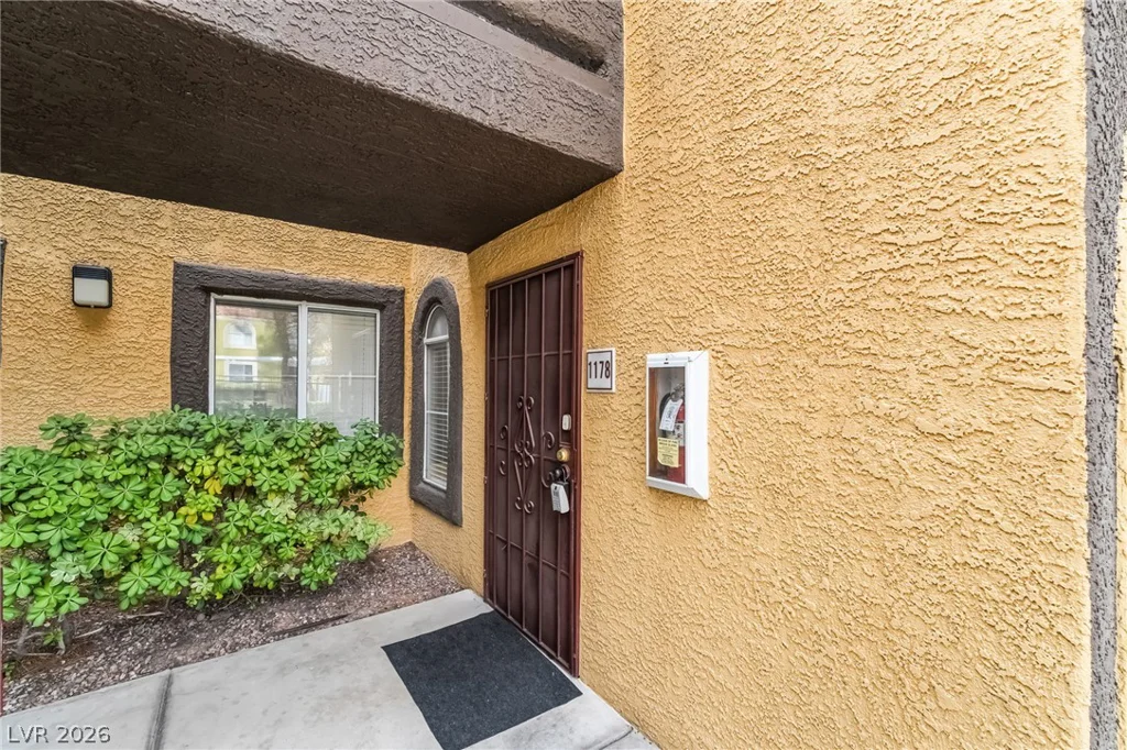 7950 Flamingo, Las Vegas, NV 89147