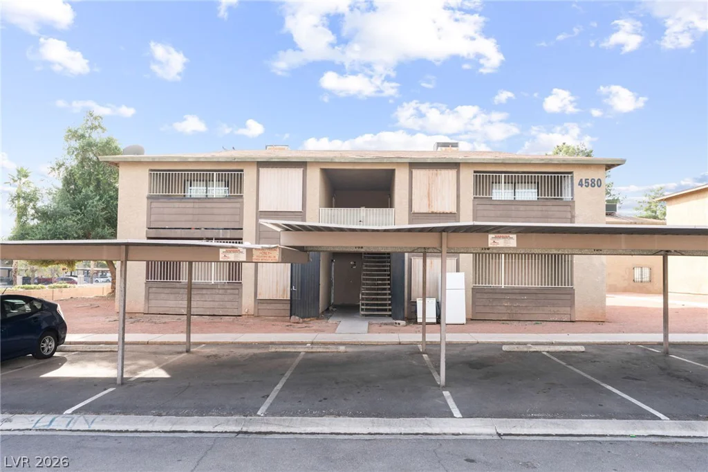 4580 CARRIAGE PARK, Las Vegas, NV 89121