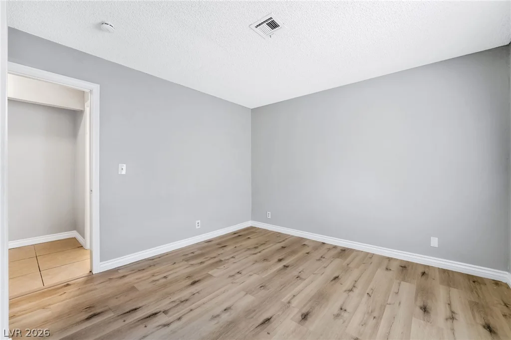4580 CARRIAGE PARK, Las Vegas, NV 89121