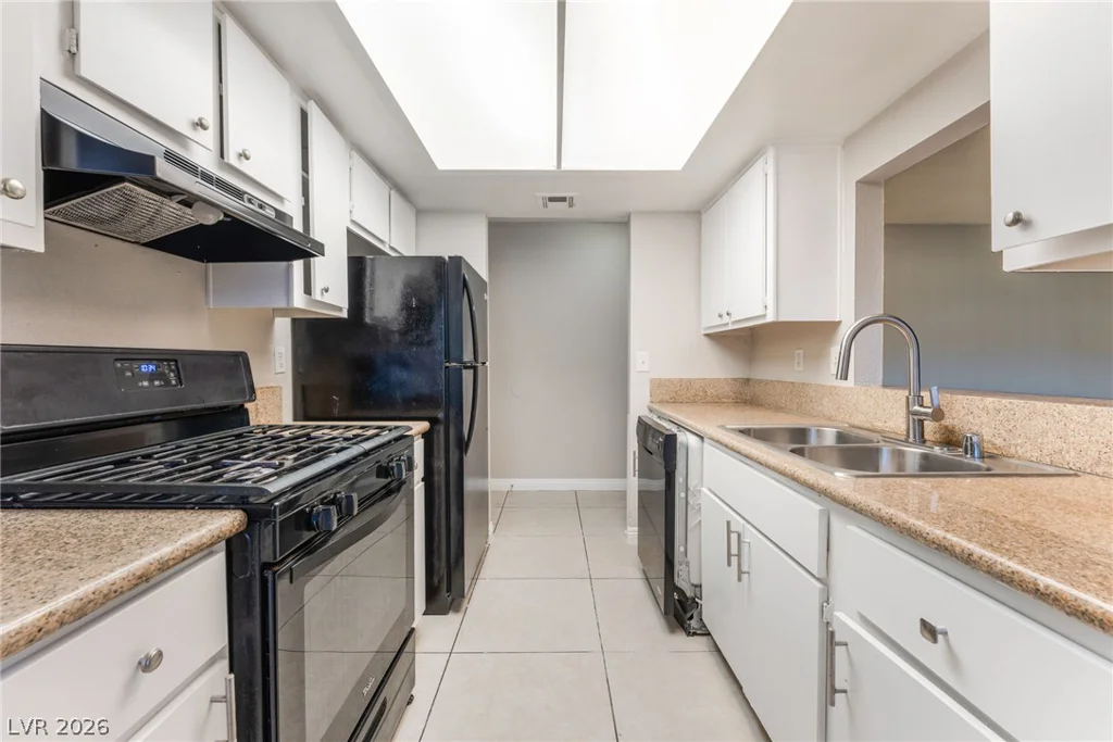 4580 CARRIAGE PARK, Las Vegas, NV 89121