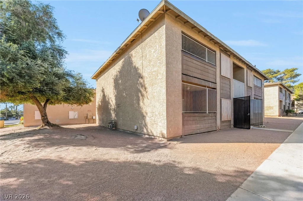 4580 CARRIAGE PARK, Las Vegas, NV 89121