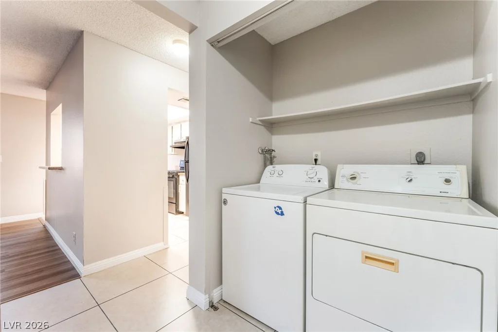 4580 CARRIAGE PARK, Las Vegas, NV 89121