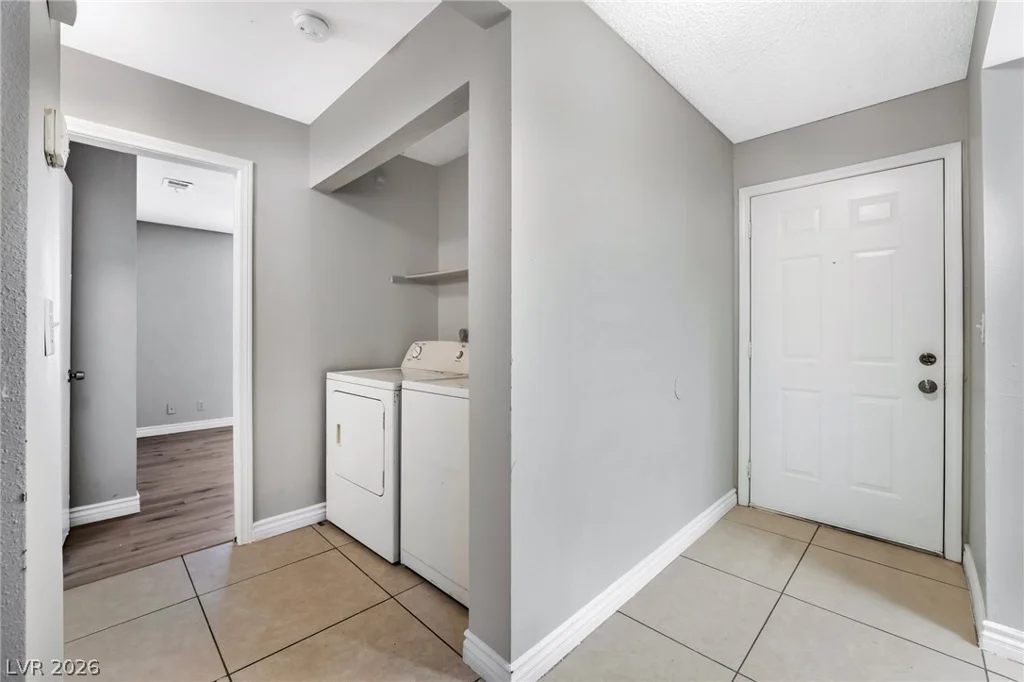 4580 CARRIAGE PARK, Las Vegas, NV 89121