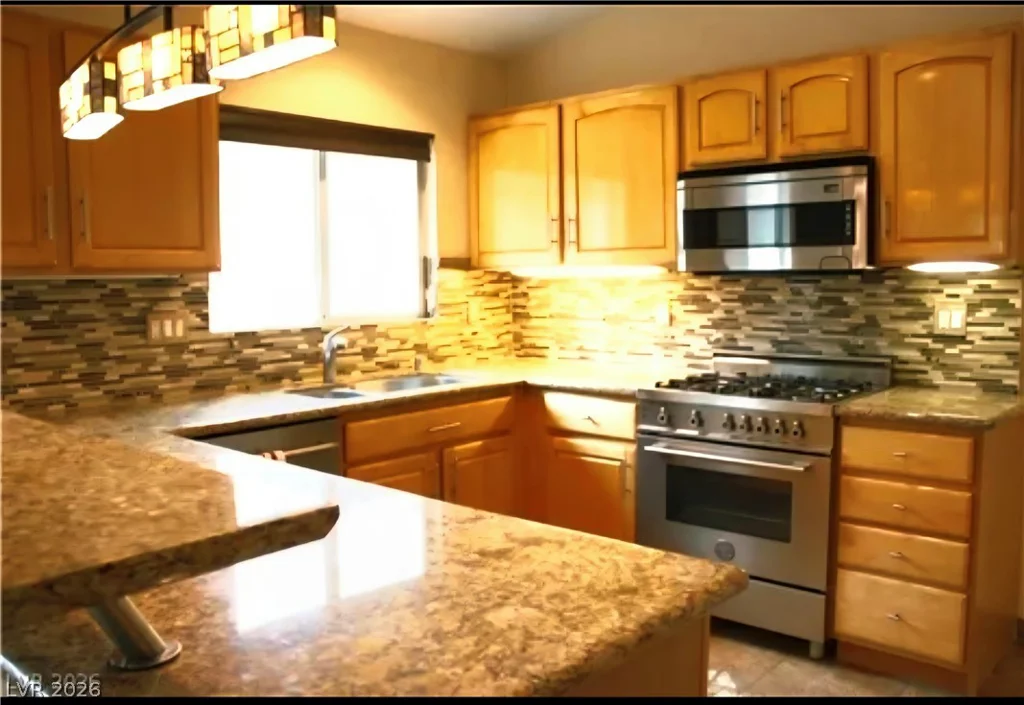 695 Jane Eyre, Henderson, NV 89002