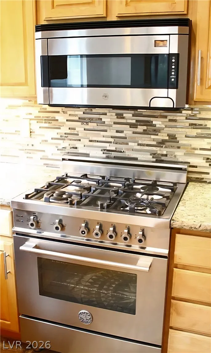 695 Jane Eyre, Henderson, NV 89002
