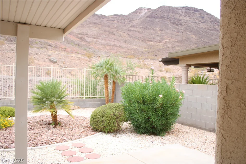 695 Jane Eyre, Henderson, NV 89002