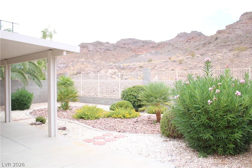 695 Jane Eyre, Henderson, NV 89002