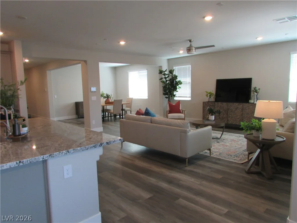 513 Chestnut Falcon, Henderson, NV 89011