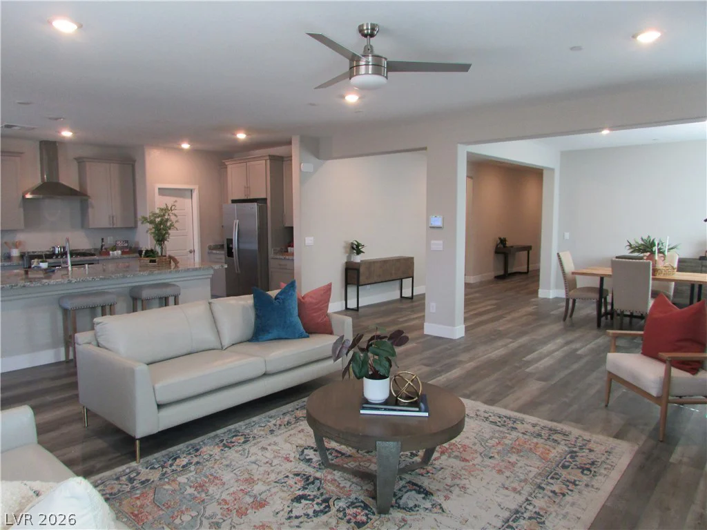513 Chestnut Falcon, Henderson, NV 89011