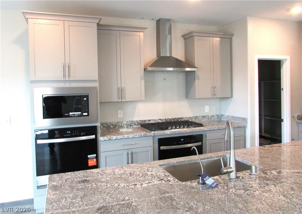 513 Chestnut Falcon, Henderson, NV 89011