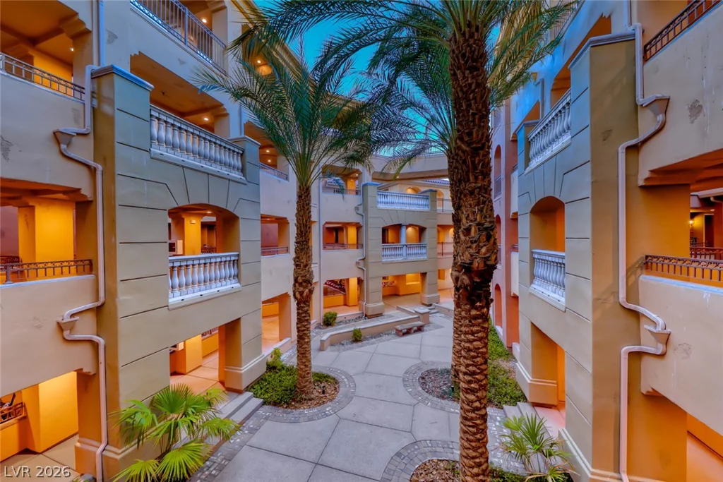 20 Via Mantova, Henderson, NV 89011