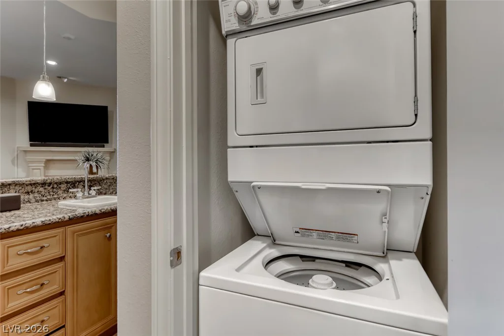 20 Via Mantova, Henderson, NV 89011