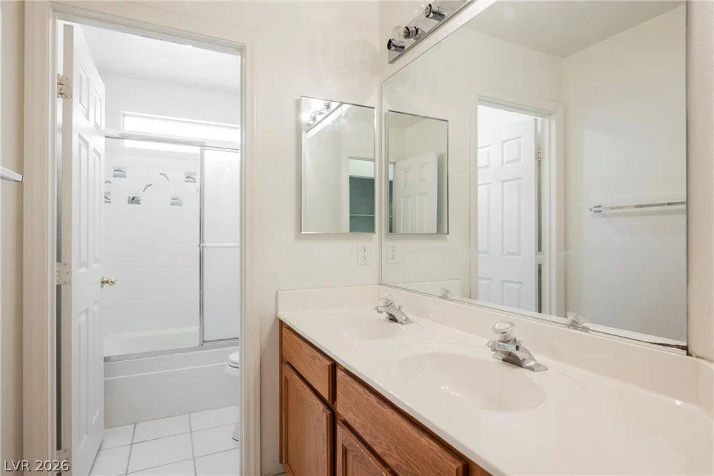 2422 Island Paradise, North Las Vegas, NV 89031
