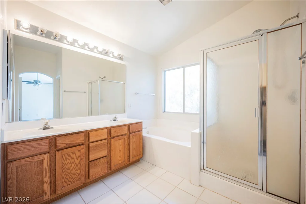 2422 Island Paradise, North Las Vegas, NV 89031