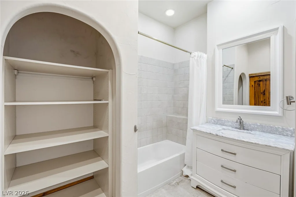 1369 Opal Valley, Henderson, NV 89052