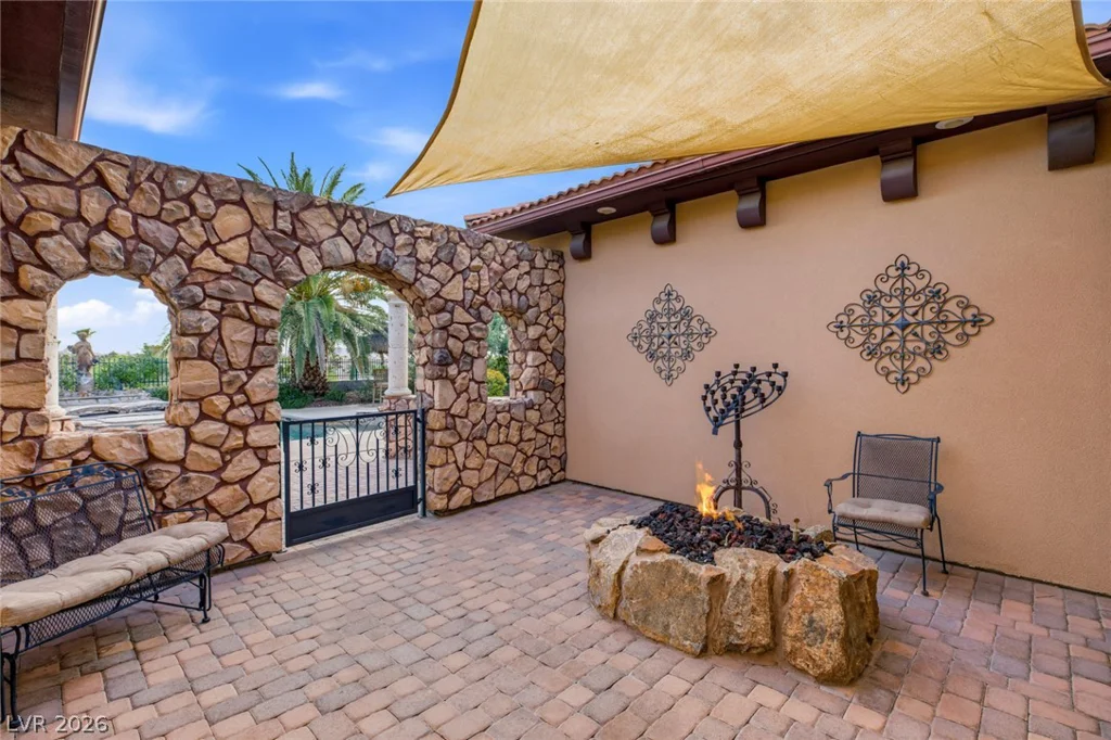 1369 Opal Valley, Henderson, NV 89052