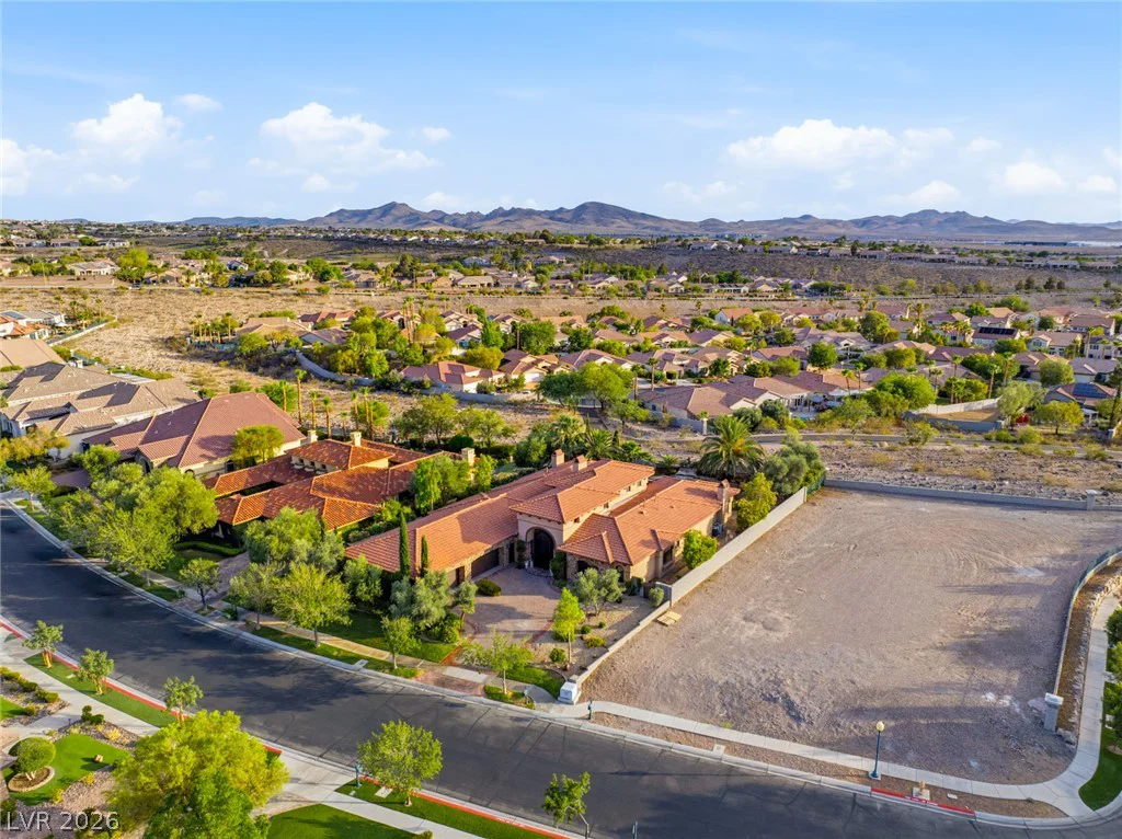 1369 Opal Valley, Henderson, NV 89052