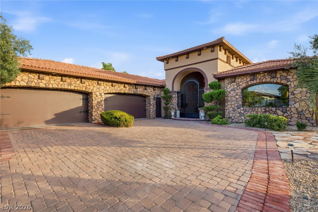 1369 Opal Valley, Henderson, NV 89052