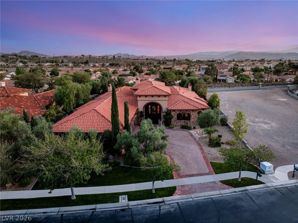 1369 Opal Valley, Henderson, NV 89052