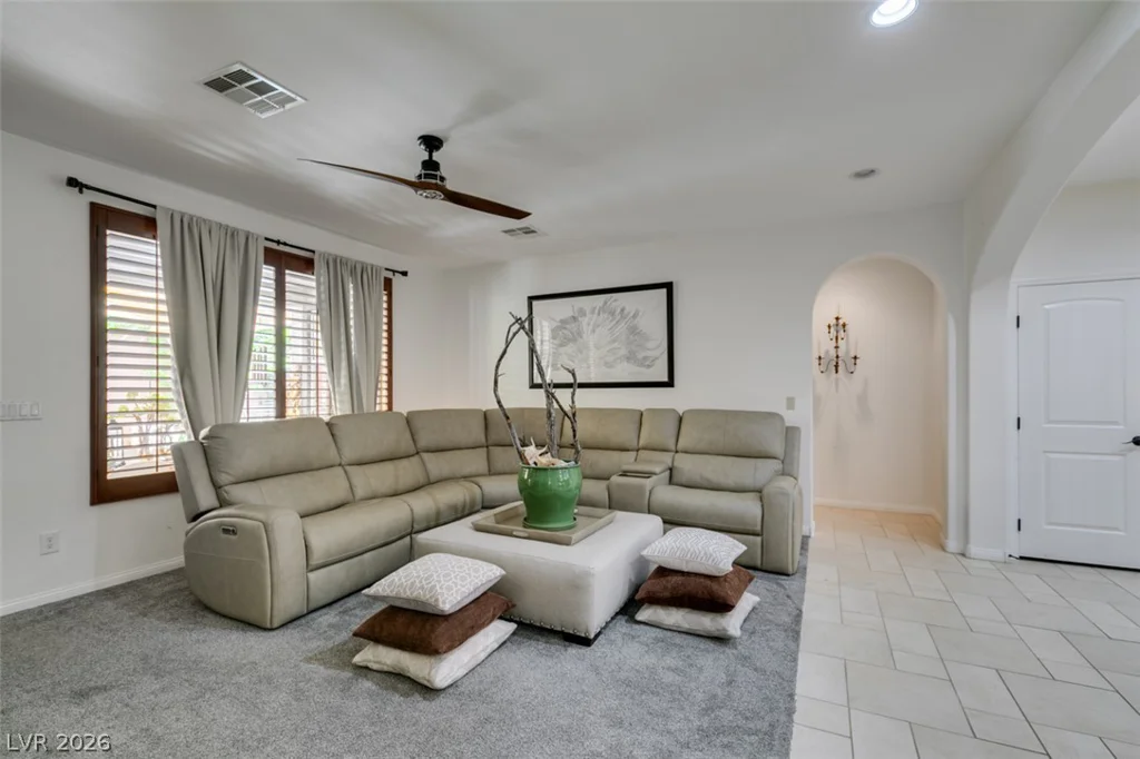 10206 Timberline Peak, Las Vegas, NV 89166