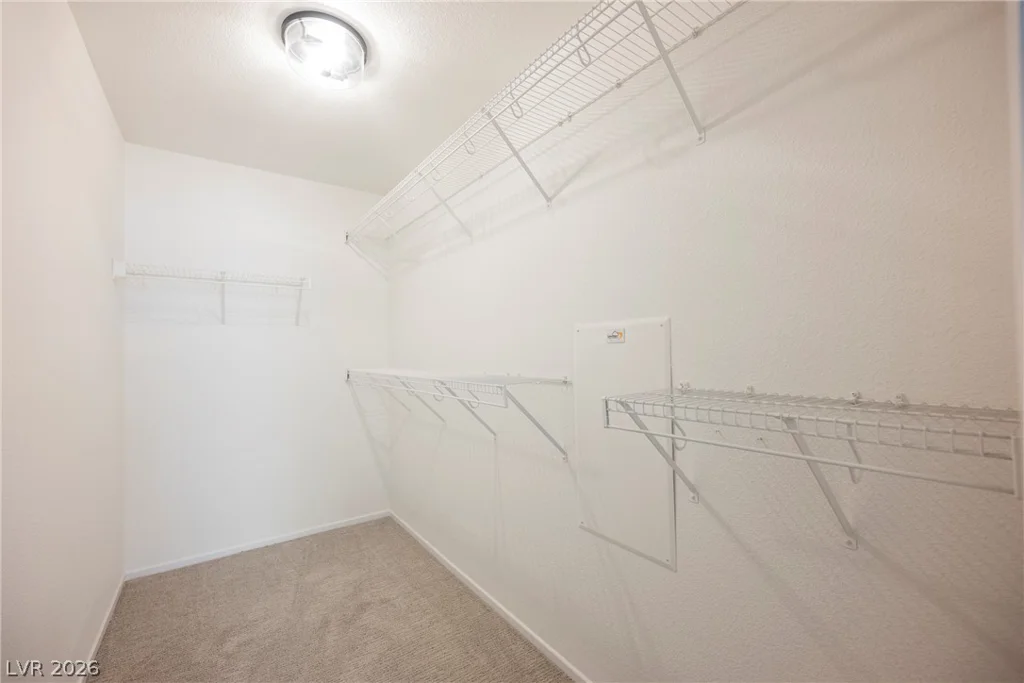 516 Shewsbury, Las Vegas, NV 89178