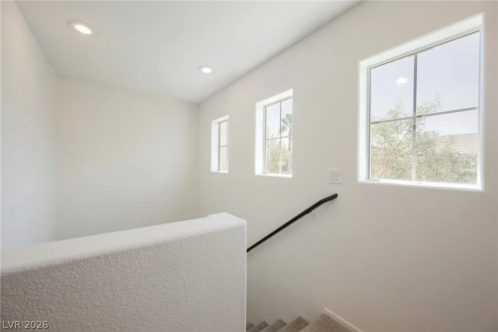 516 Shewsbury, Las Vegas, NV 89178