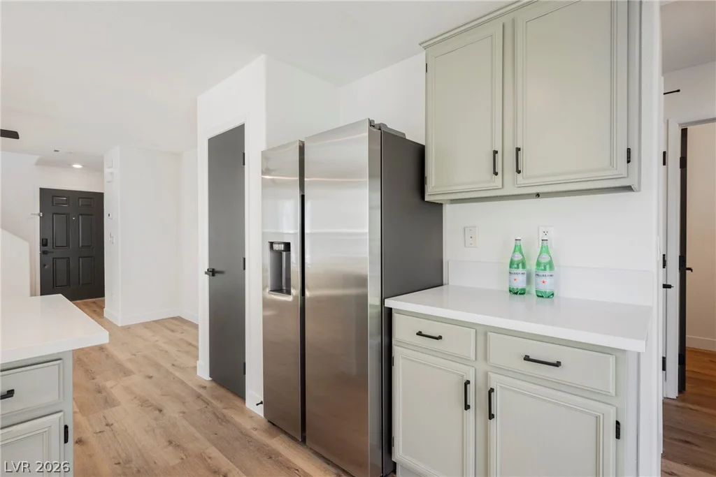 516 Shewsbury, Las Vegas, NV 89178