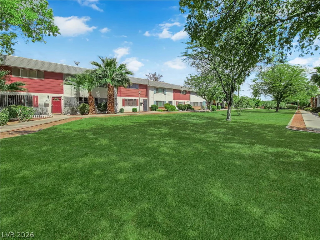 193 Greenbriar Townhouse, Las Vegas, NV 89121