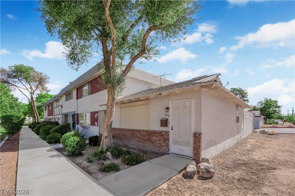 193 Greenbriar Townhouse, Las Vegas, NV 89121