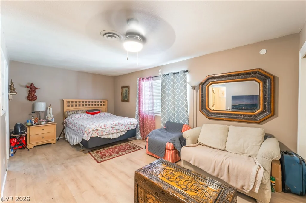 501 Lacy, Las Vegas, NV 89107