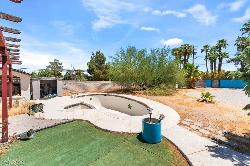501 Lacy, Las Vegas, NV 89107