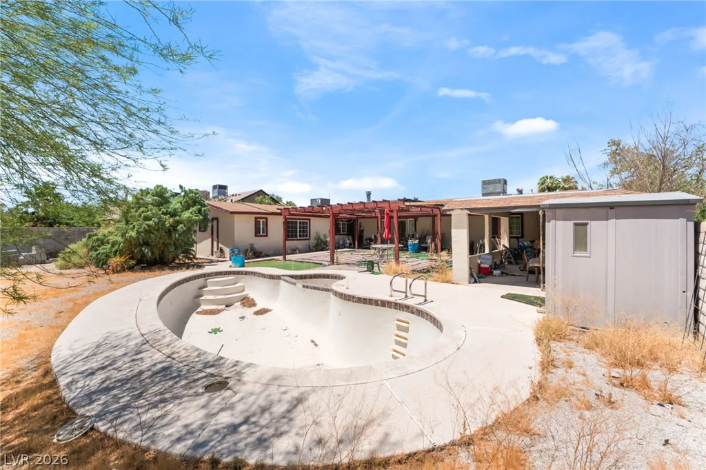 501 Lacy, Las Vegas, NV 89107