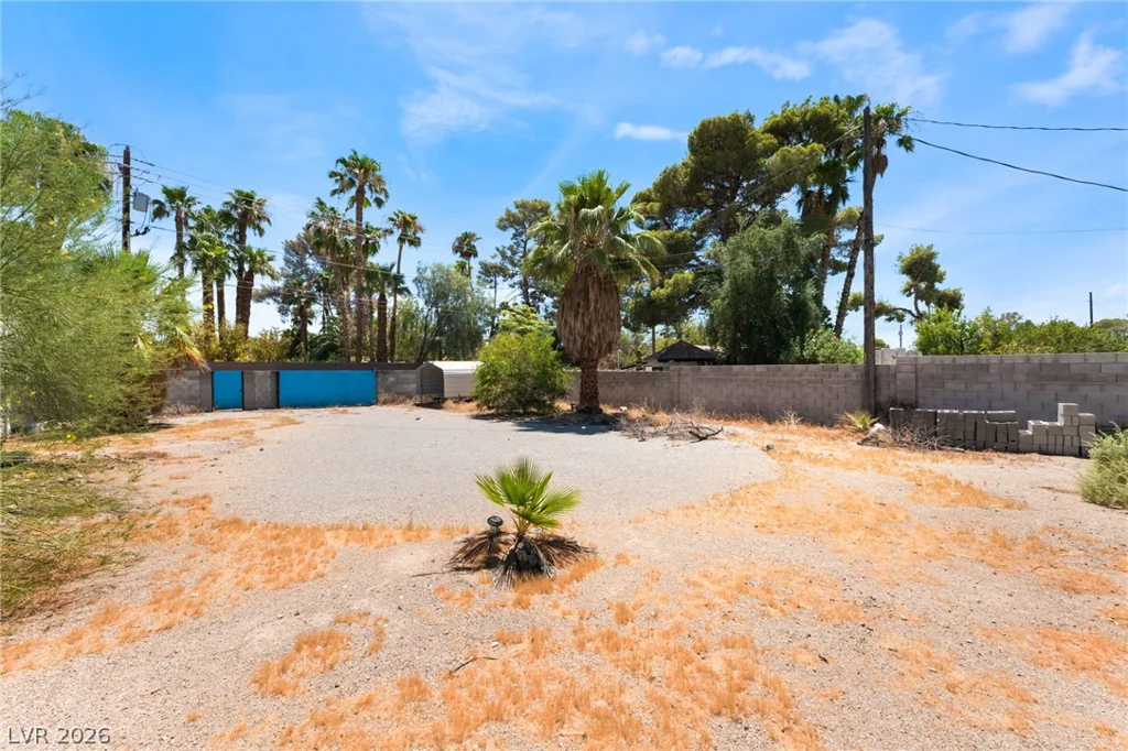 501 Lacy, Las Vegas, NV 89107