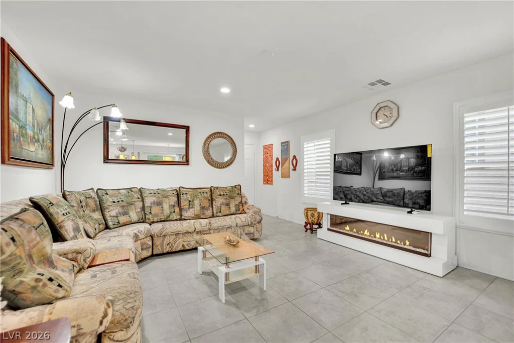 6161 Kindlewood Cove, Las Vegas, NV 89148