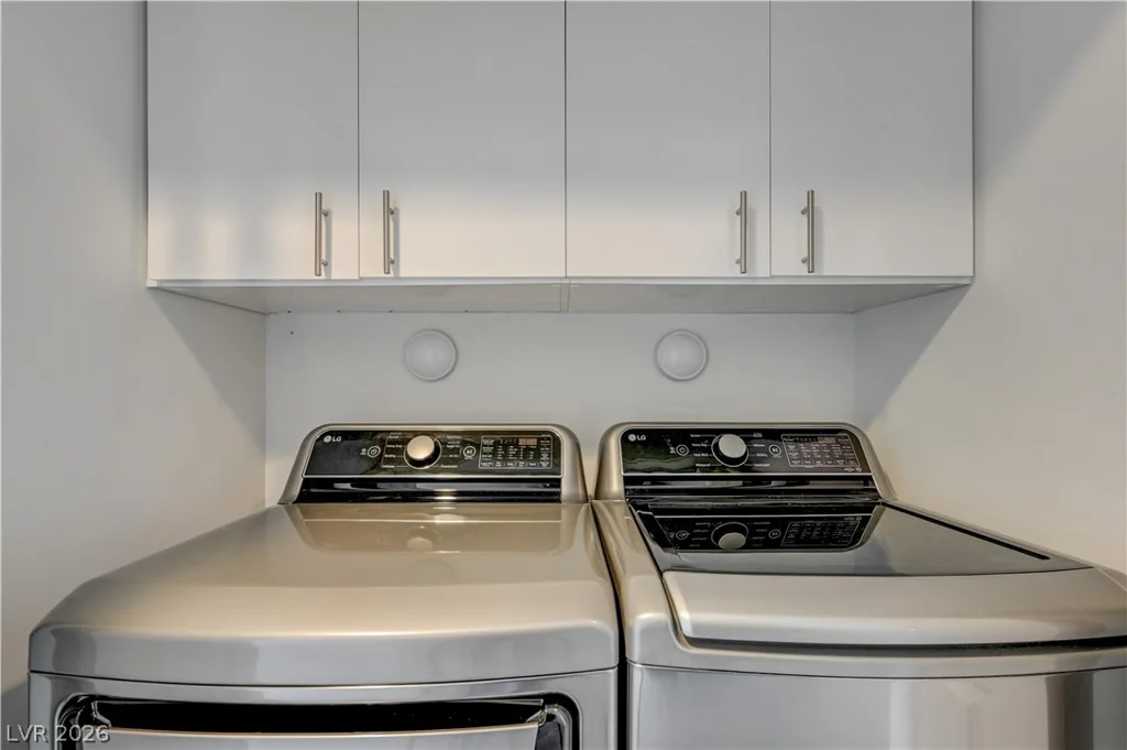 200 Sahara, Las Vegas, NV 89102