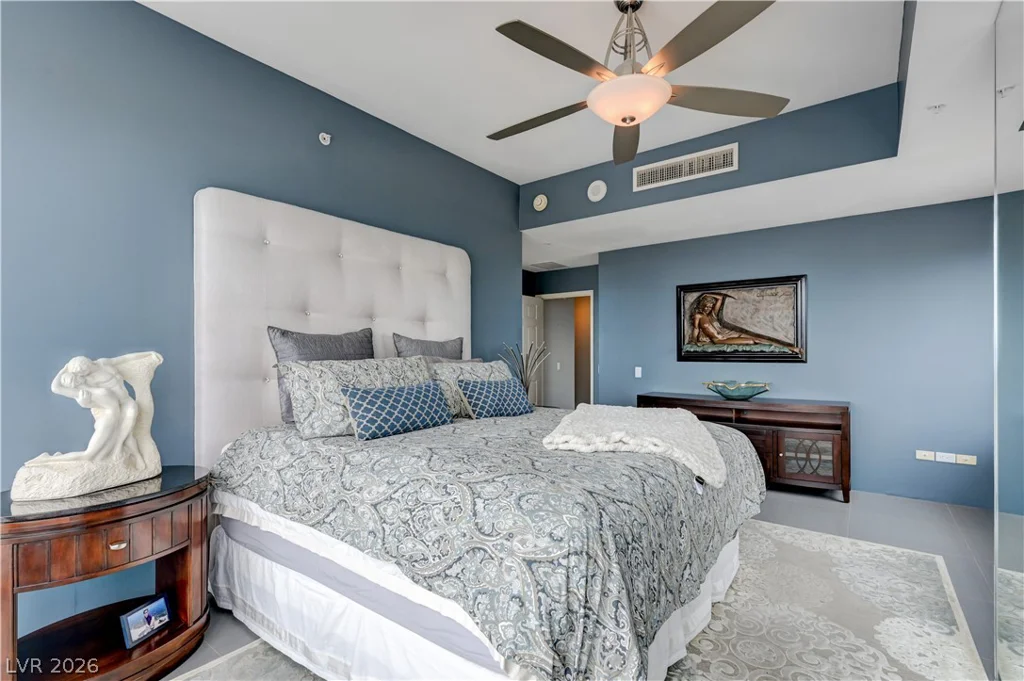 200 Sahara, Las Vegas, NV 89102
