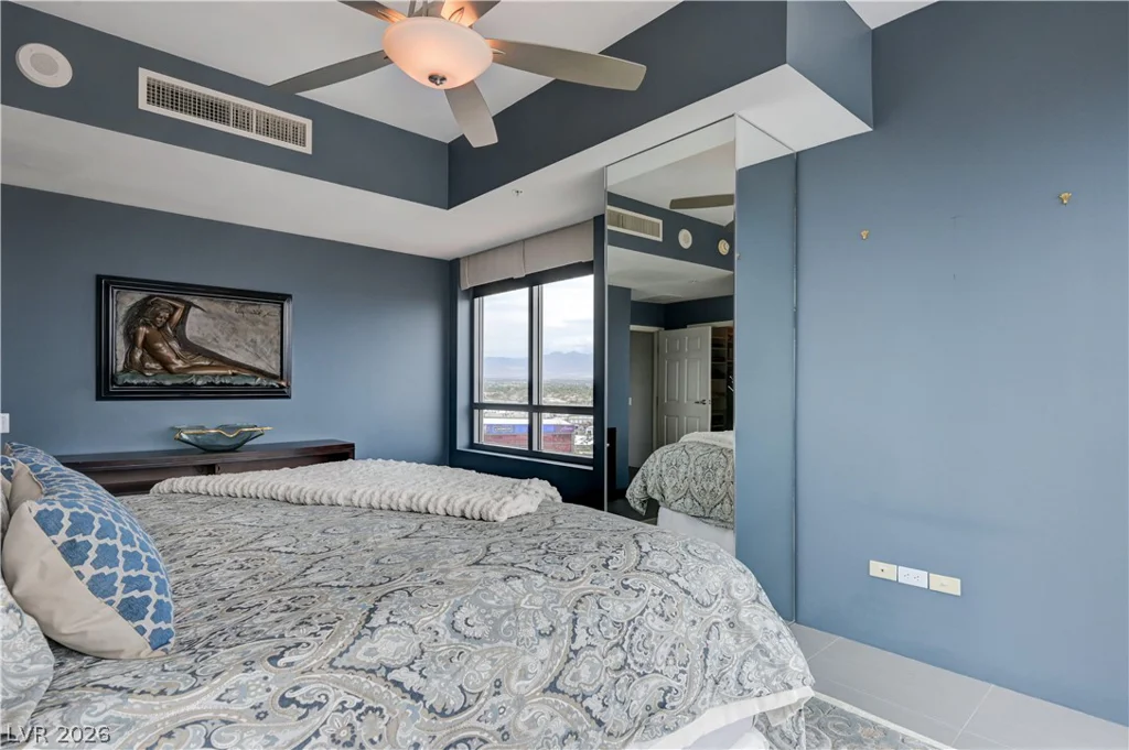 200 Sahara, Las Vegas, NV 89102