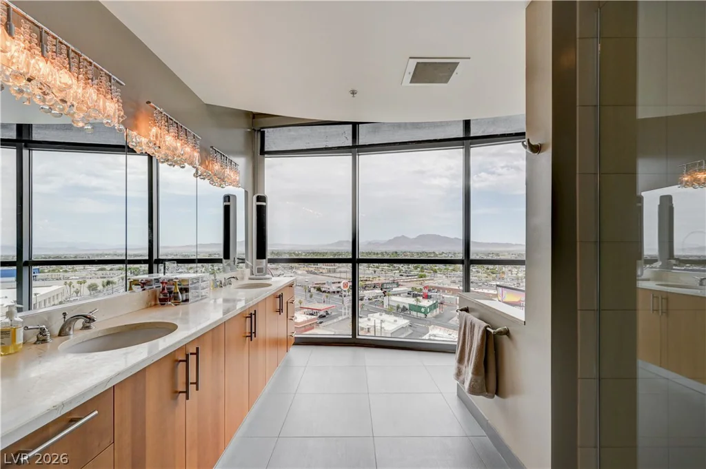 200 Sahara, Las Vegas, NV 89102