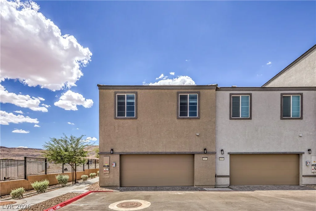 6197 Garden Crest, Las Vegas, NV 89148