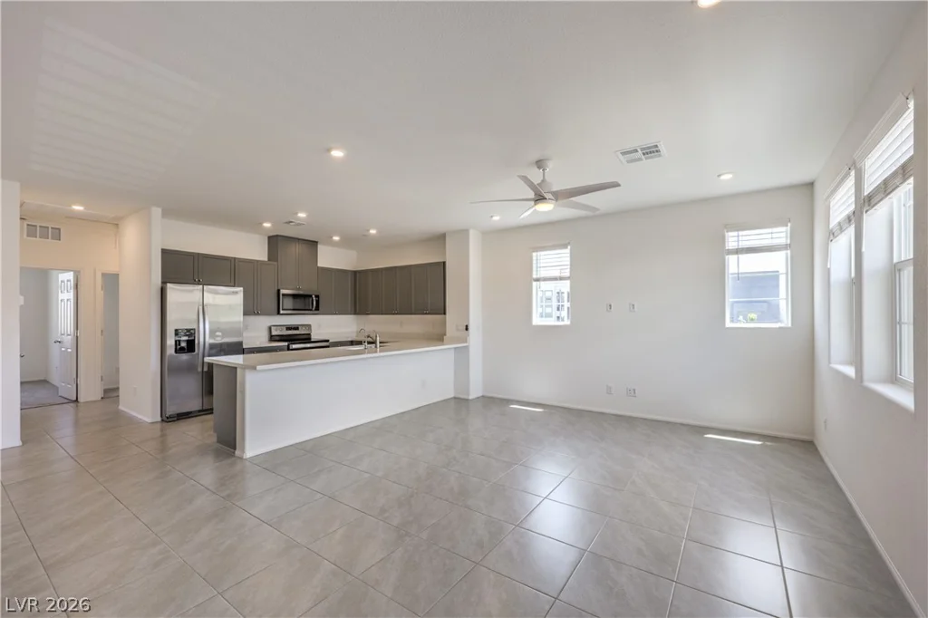 6197 Garden Crest, Las Vegas, NV 89148