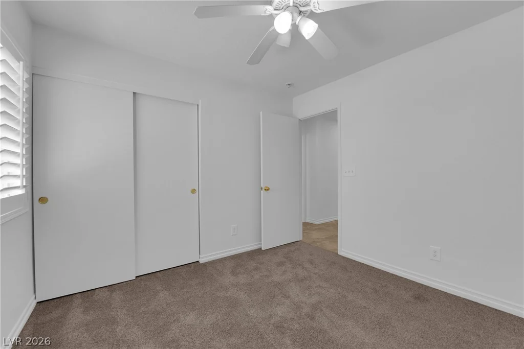 8548 Shady Pines, Las Vegas, NV 89143