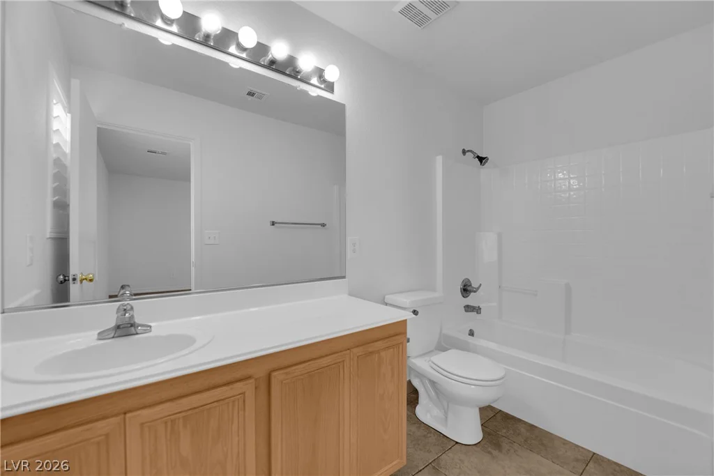 8548 Shady Pines, Las Vegas, NV 89143