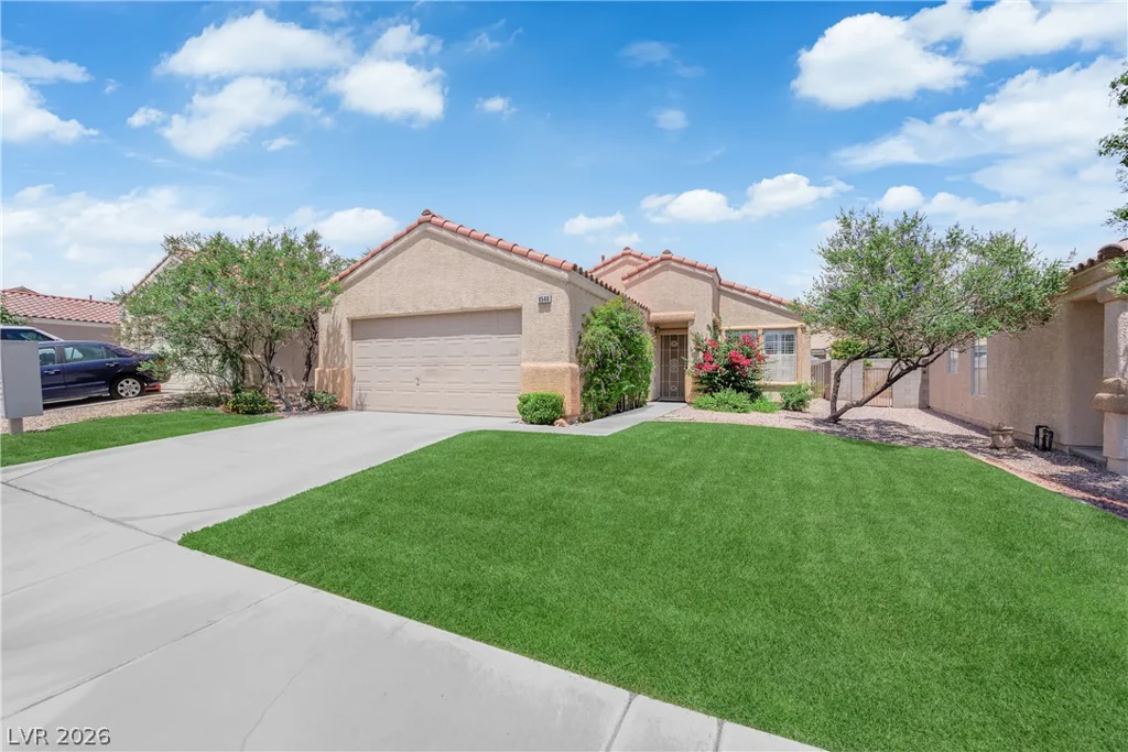 8548 Shady Pines, Las Vegas, NV 89143